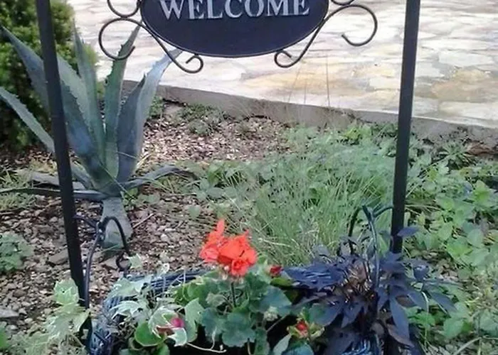 Апартаменты Strbic Горни-Карин